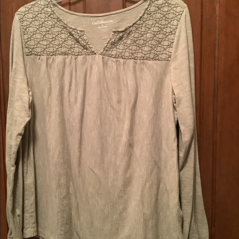 Womens size large Croft and Barrow top